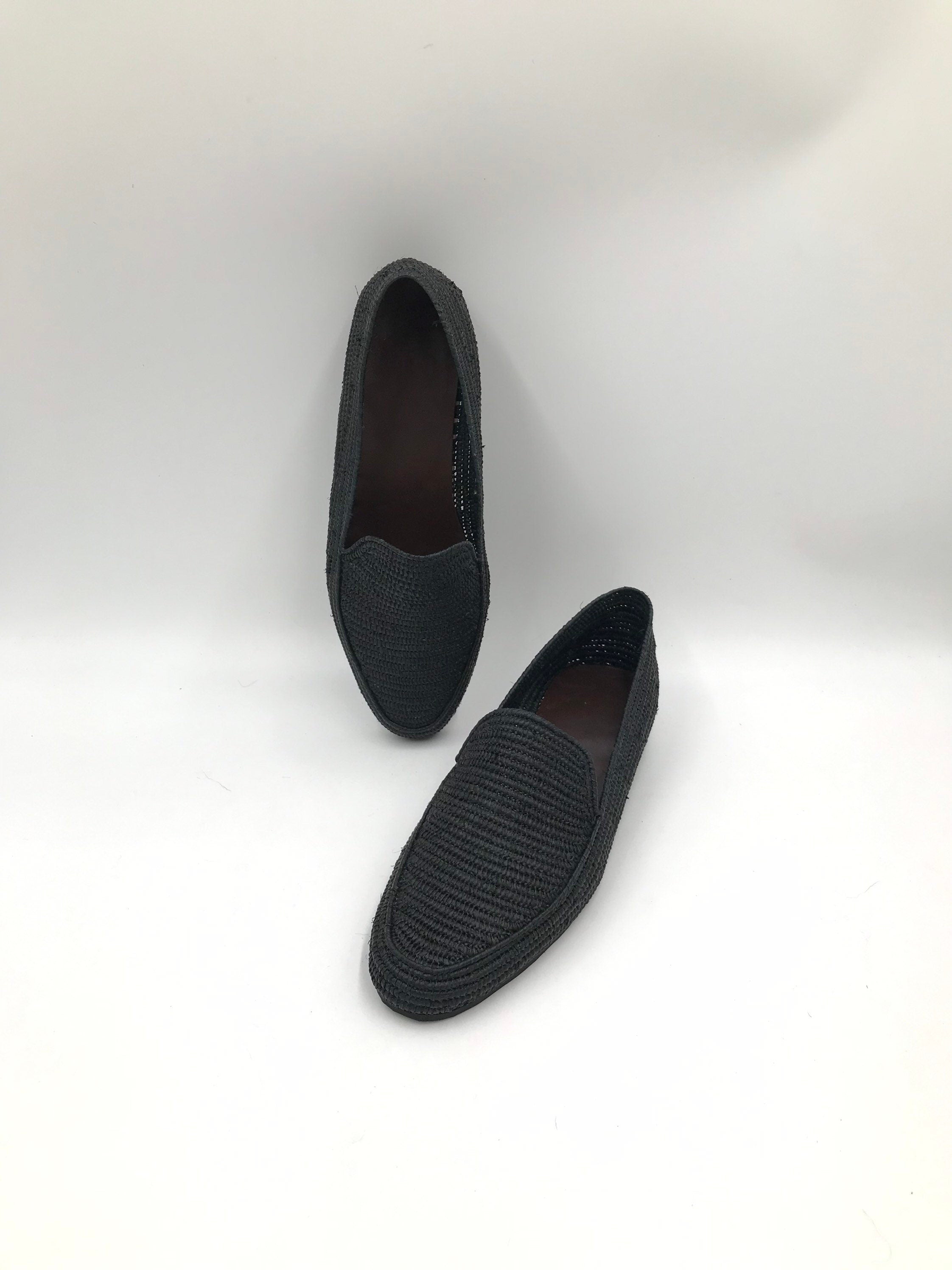 Handwoven Raffia Loafers – Lightweight Slip-On Shoes