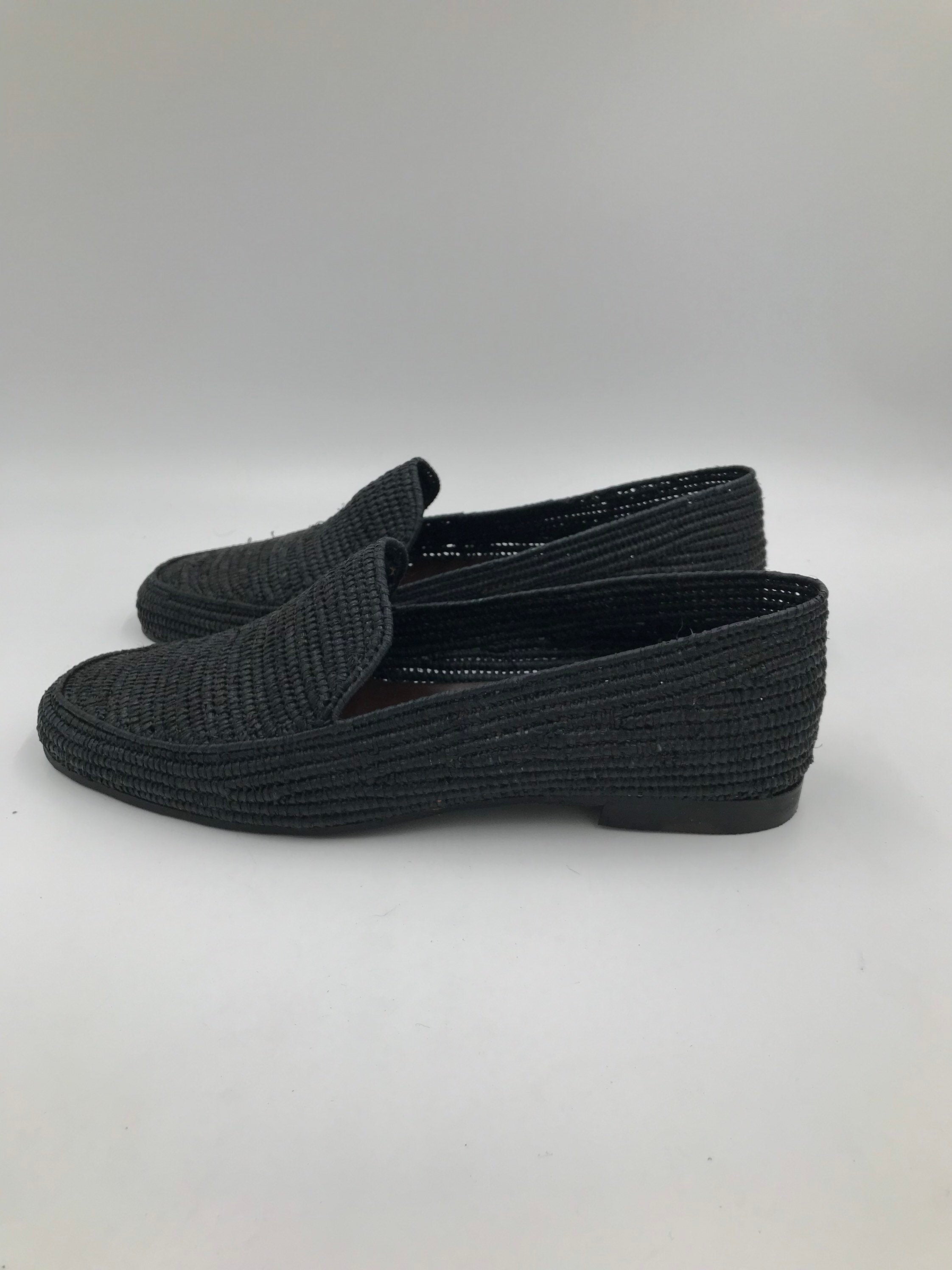 Handwoven Raffia Loafers – Lightweight Slip-On Shoes