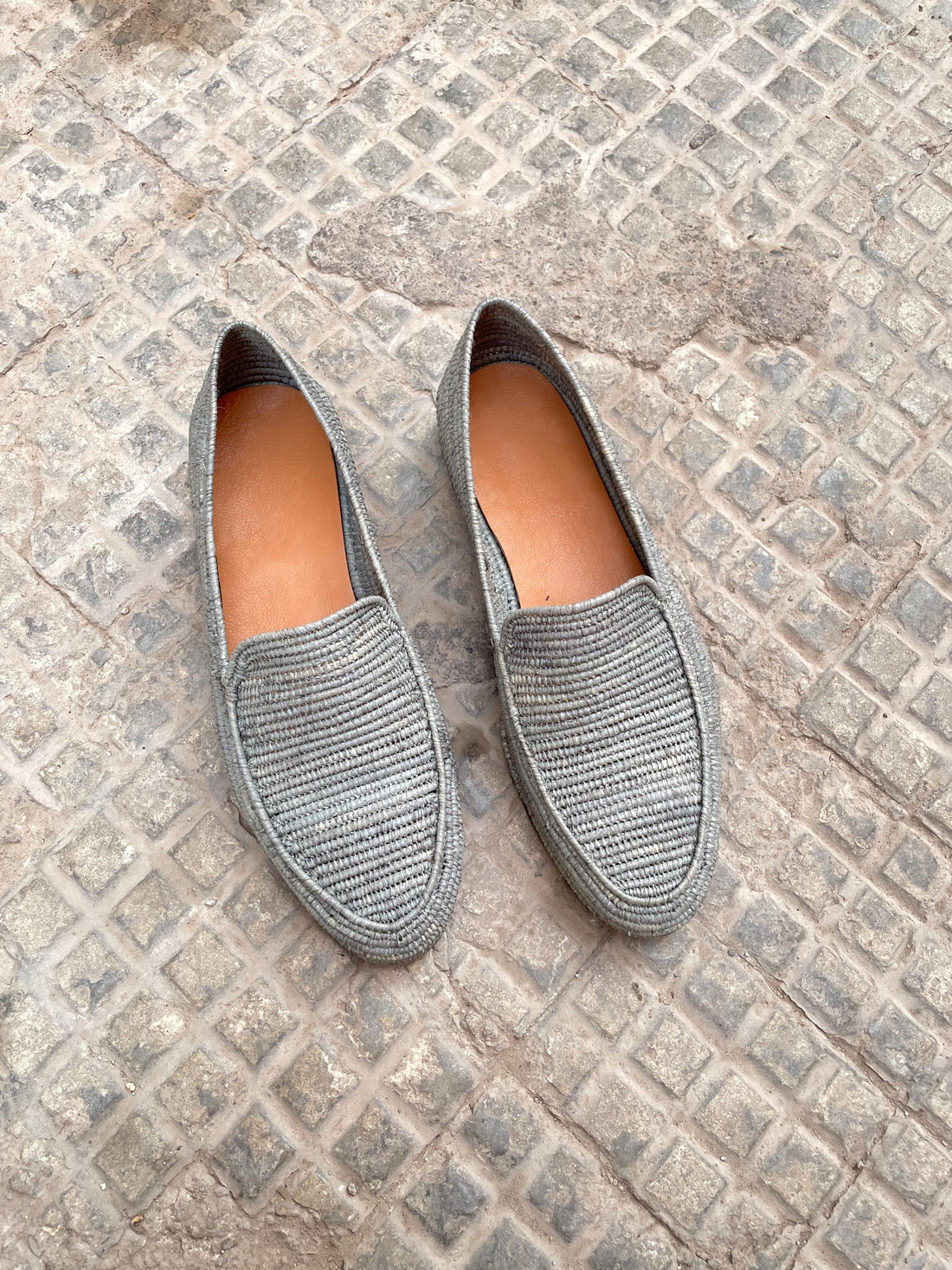 Handwoven Raffia Loafers – Lightweight Slip-On Shoes